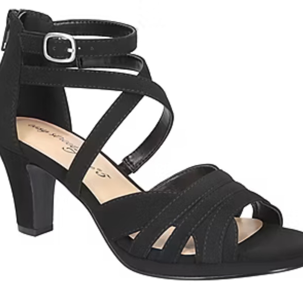 Easy Street Elegant Black Strappy Heels‎